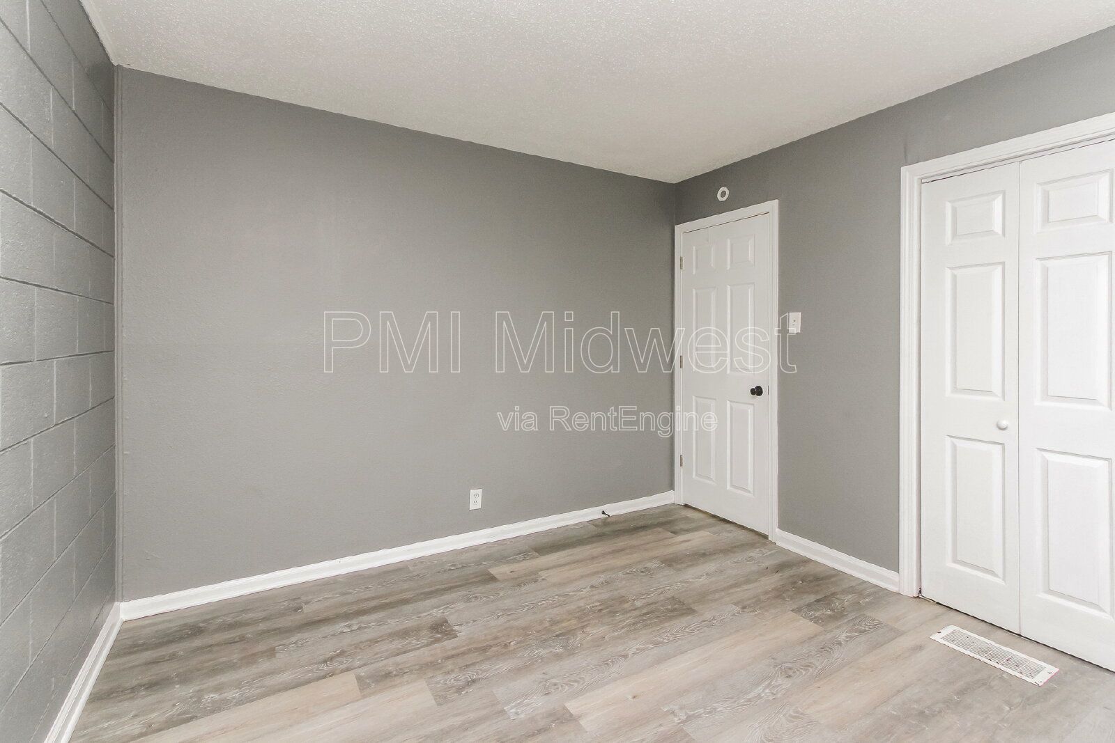 Charming 2 Bed, 1 Bath Apartment in Indianapolis - Don't Miss Out! property image