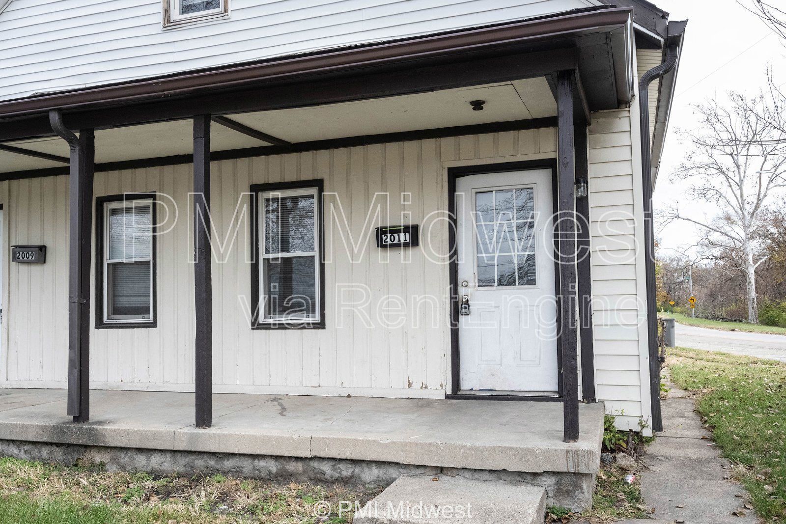Charming 3-Bedroom Duplex with 2 Full Baths in Indianapolis - A Must See! property image