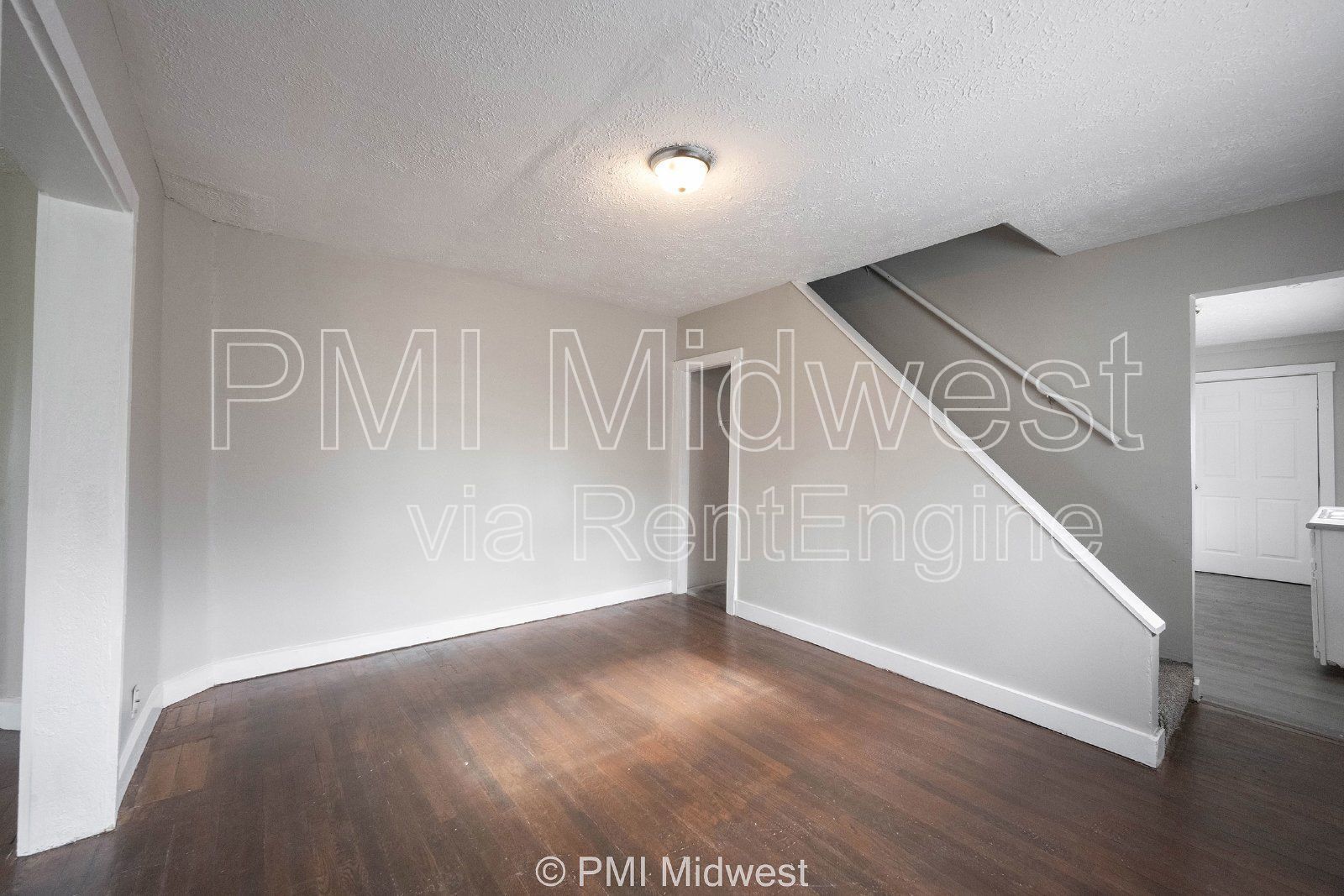 Charming 3-Bedroom Duplex with 2 Full Baths in Indianapolis - A Must See! property image