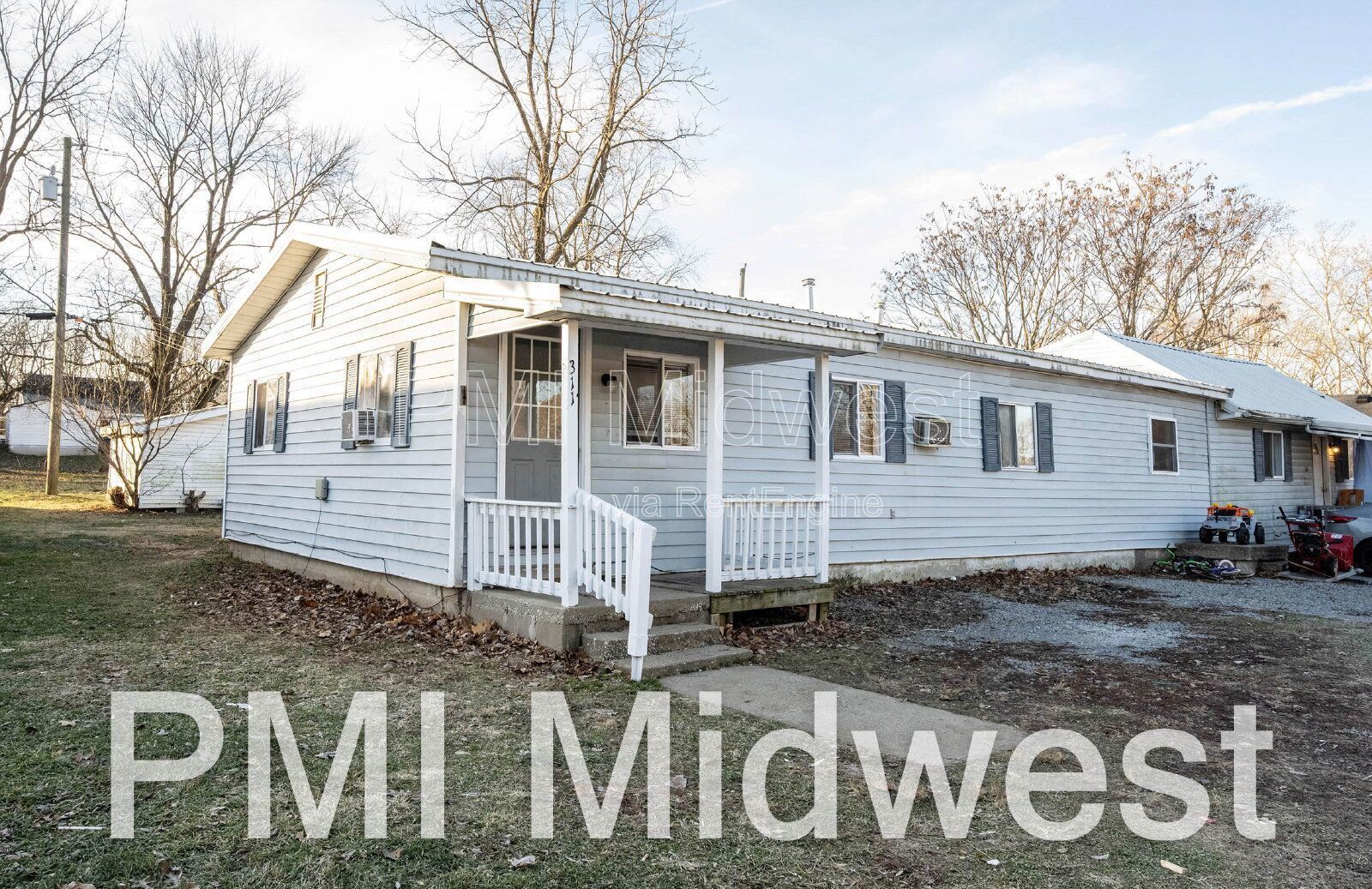 311 Harrison St – Cozy Crawfordsville Living Near All the Local Spots property image