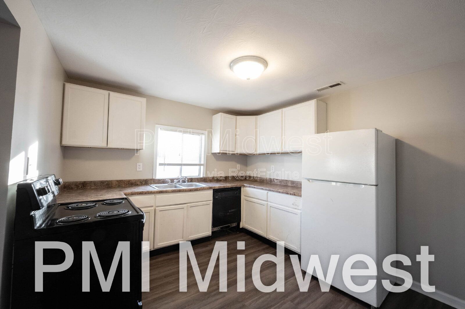 311 Harrison St – Cozy Crawfordsville Living Near All the Local Spots property image