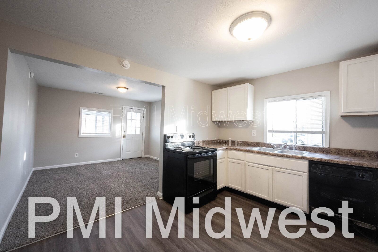 311 Harrison St – Cozy Crawfordsville Living Near All the Local Spots property image