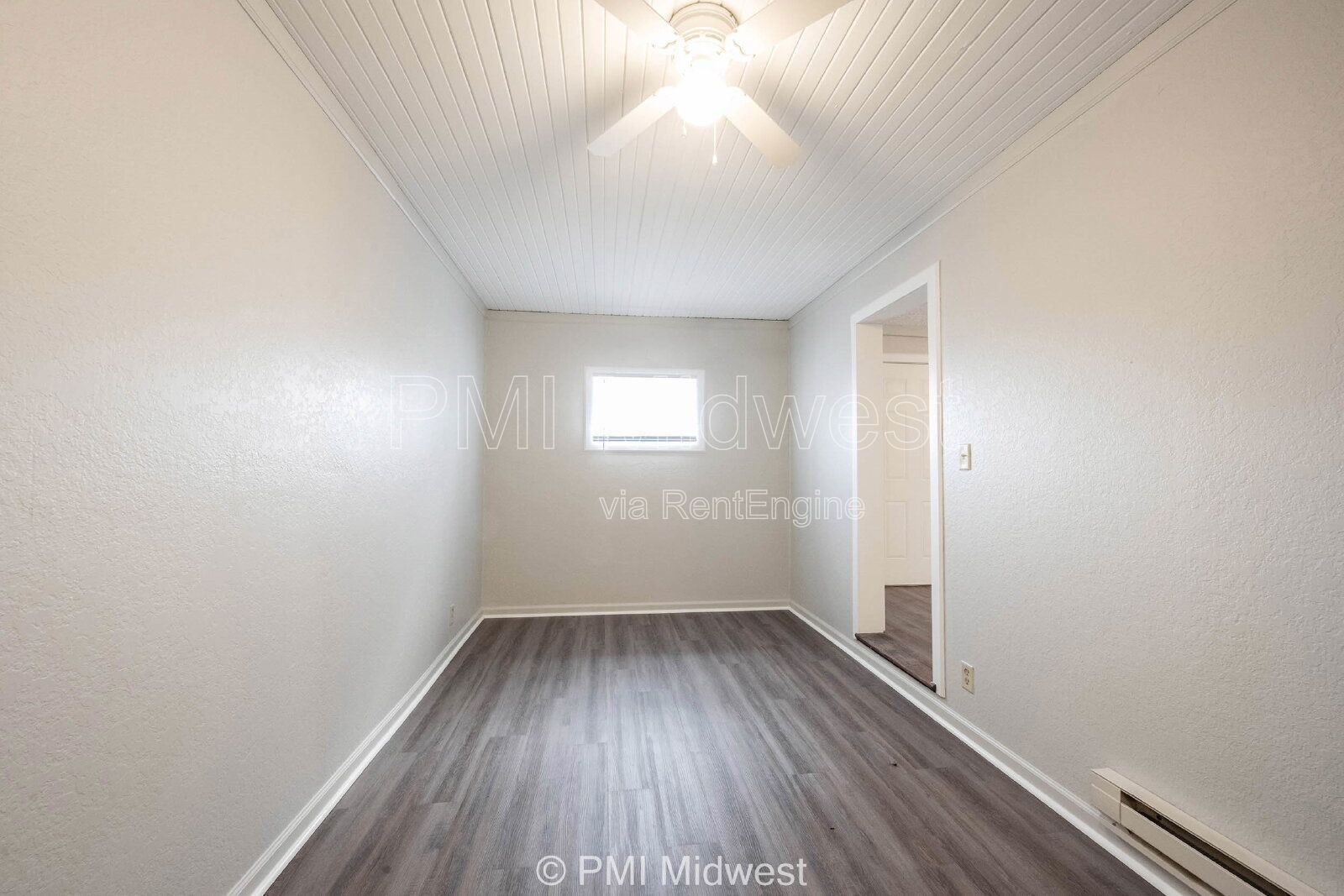 Cozy 1-Bedroom Gem in Greenfield – Perfectly Sized for Comfort at 400 Sq Ft! property image