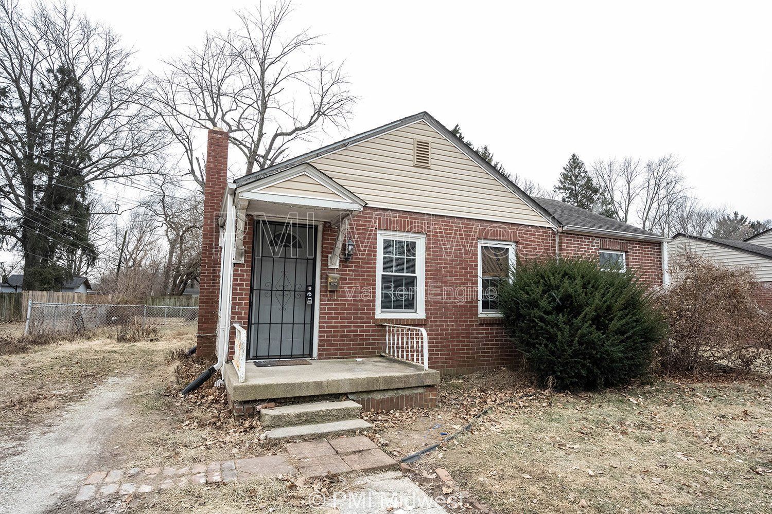 Cozy 1-Bedroom Gem in Indianapolis with Spacious Living – 750 Sq Ft! property image