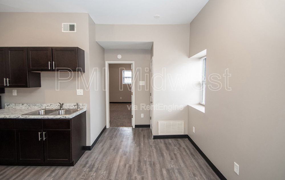 Modern 1 Bed Apartment in Prime Indianapolis Location! property image