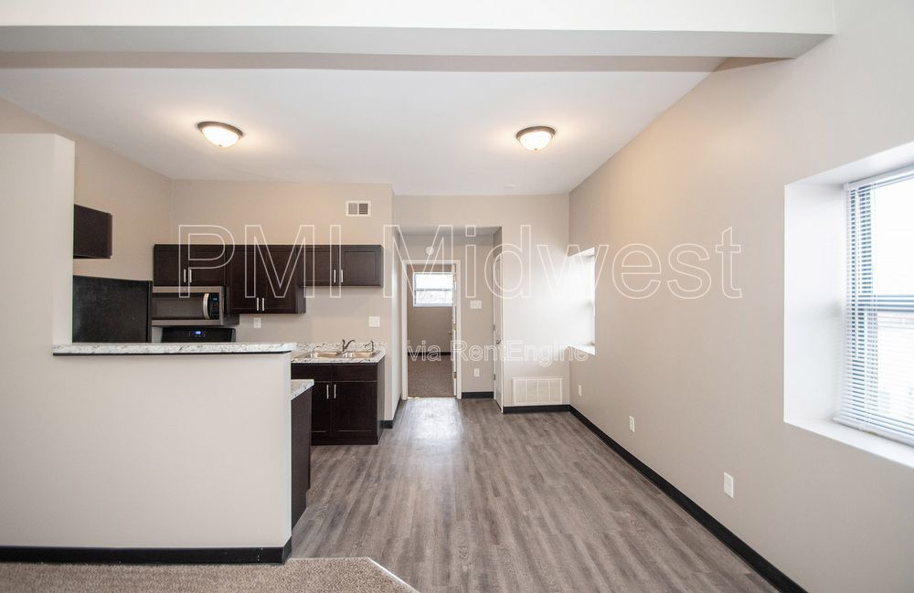 Modern 1 Bed Apartment in Prime Indianapolis Location! property image