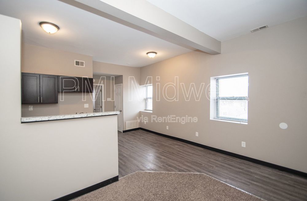 Modern 1 Bed Apartment in Prime Indianapolis Location! property image