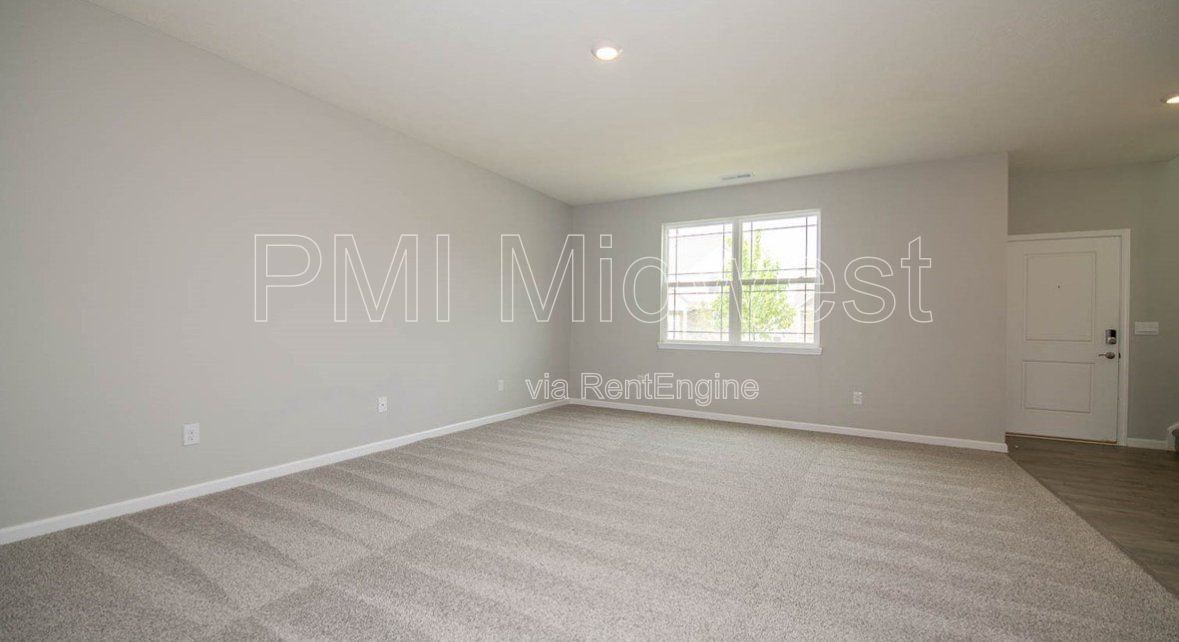 4 Bed 2.5 Bath property image