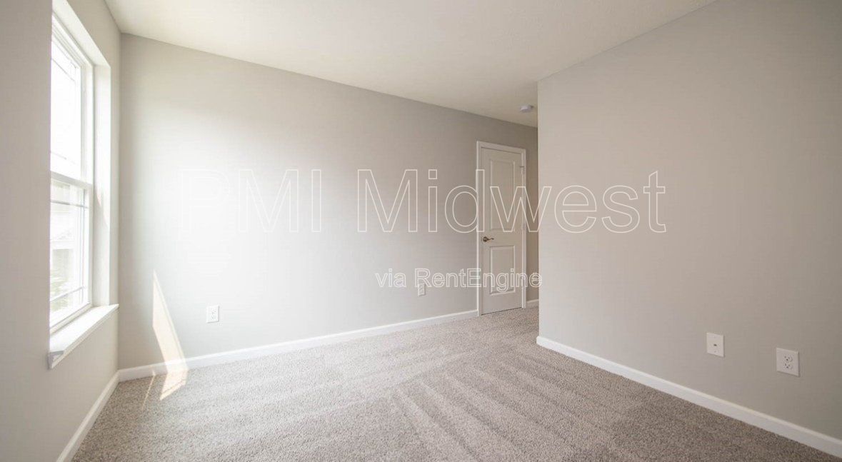 4 Bed 2.5 Bath property image