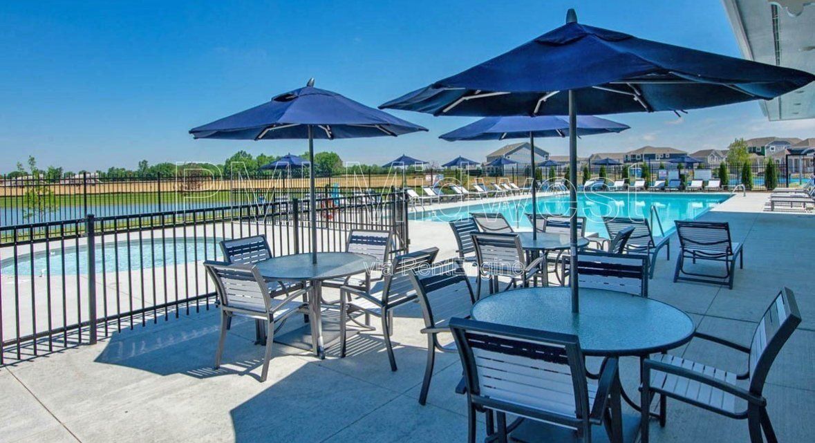 4 Bed 2.5 Bath property image