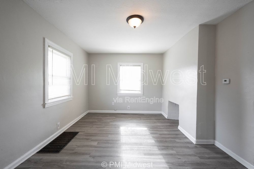 1415 W Pruitt property image