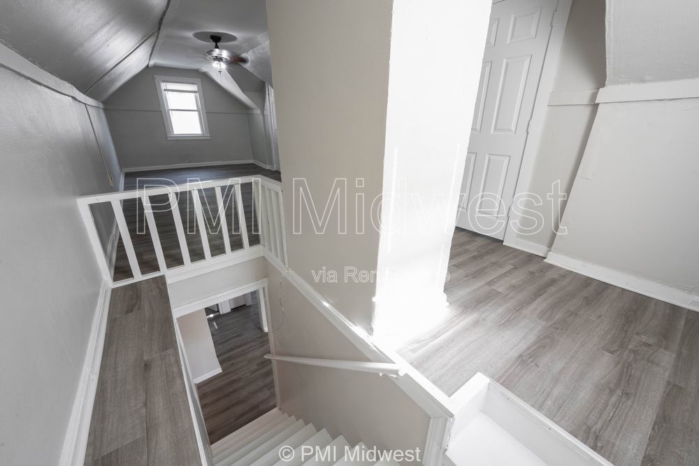 1415 W Pruitt property image