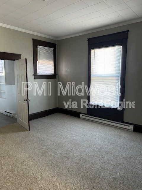 2516 S Washington St Apt 1 – Cozy + Convenient in Marion property image