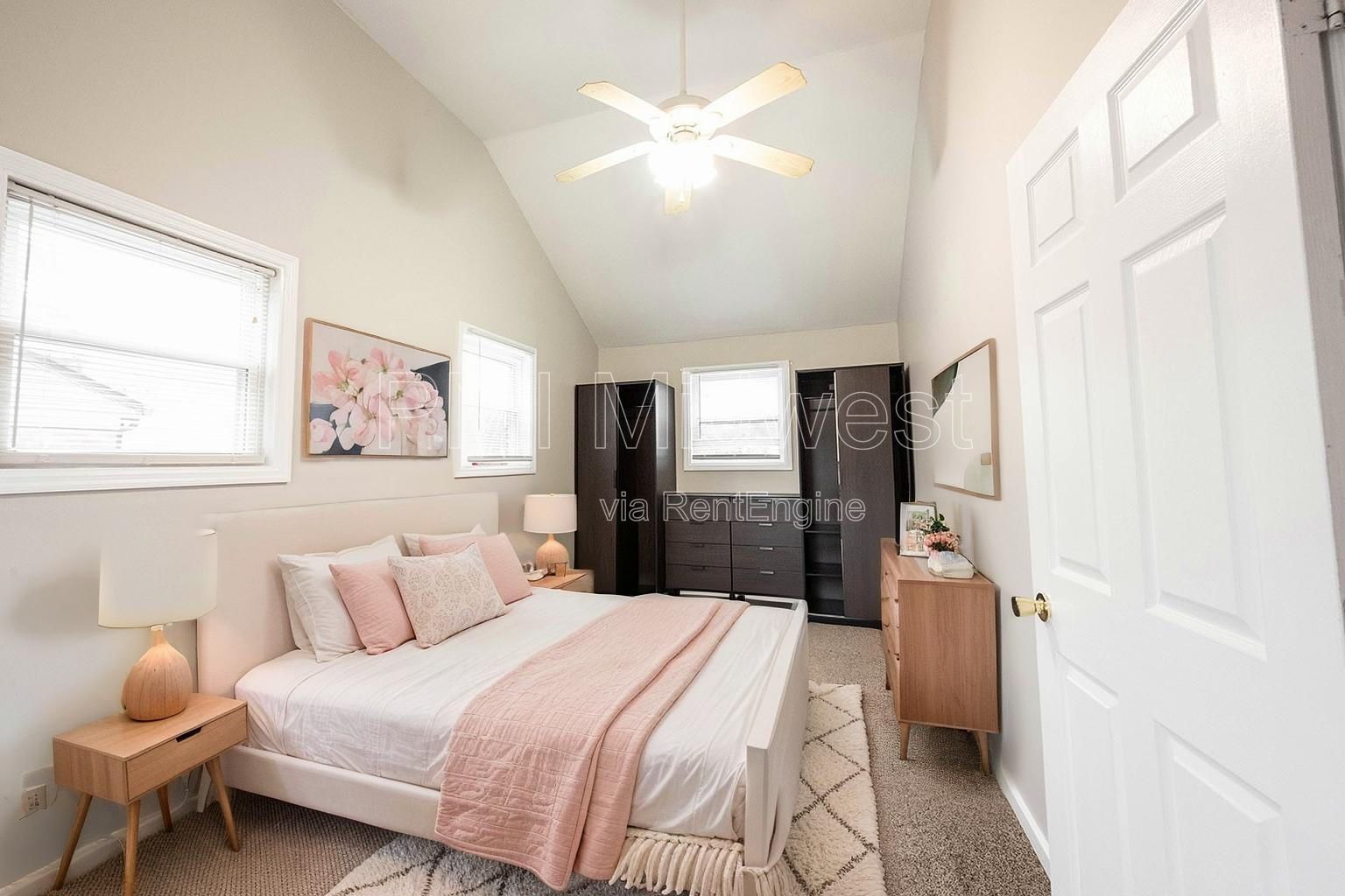 Cozy 1-Bedroom Gem in Indianapolis with Spacious Living – 750 Sq Ft! property image