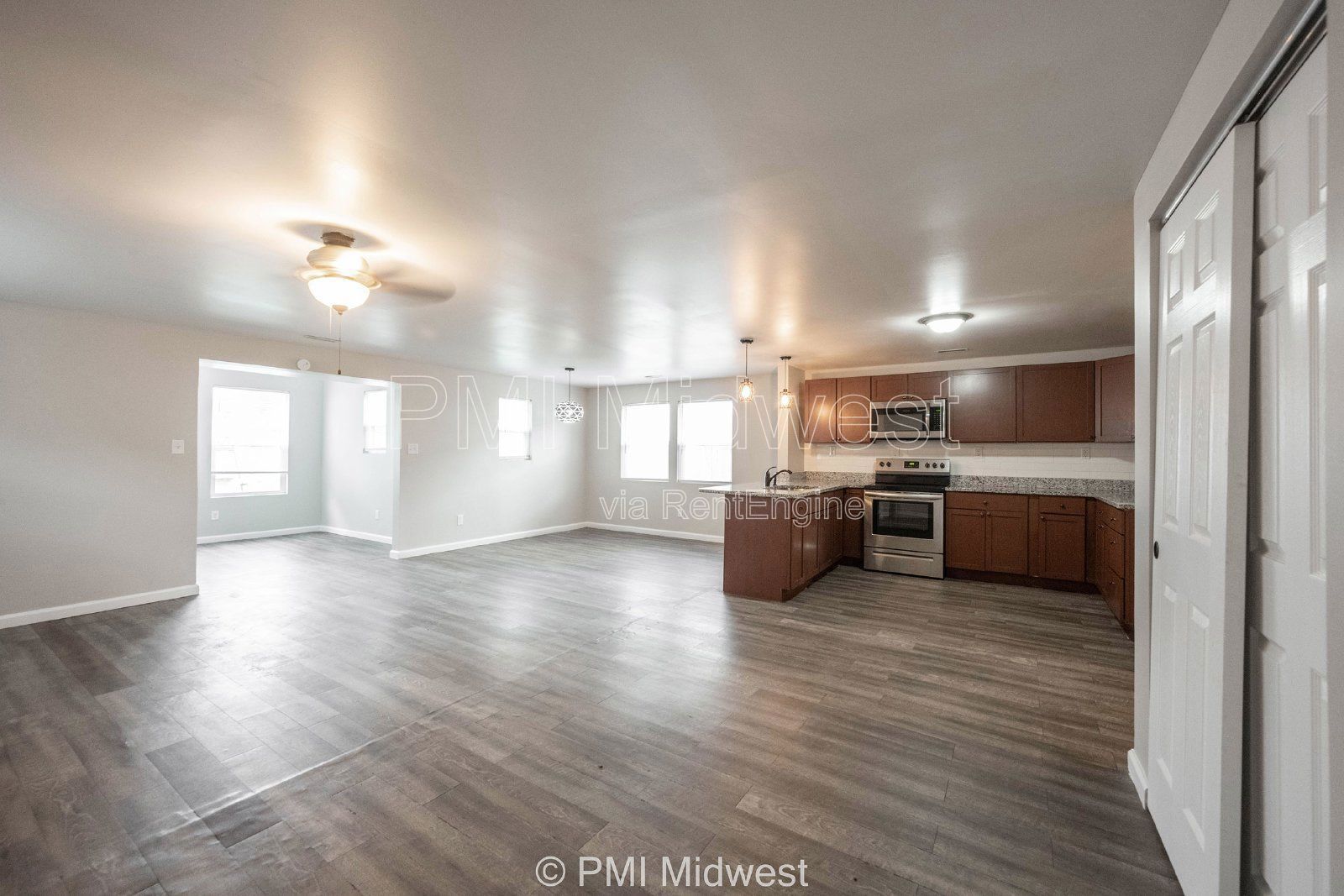 955 N Traub Ave property image