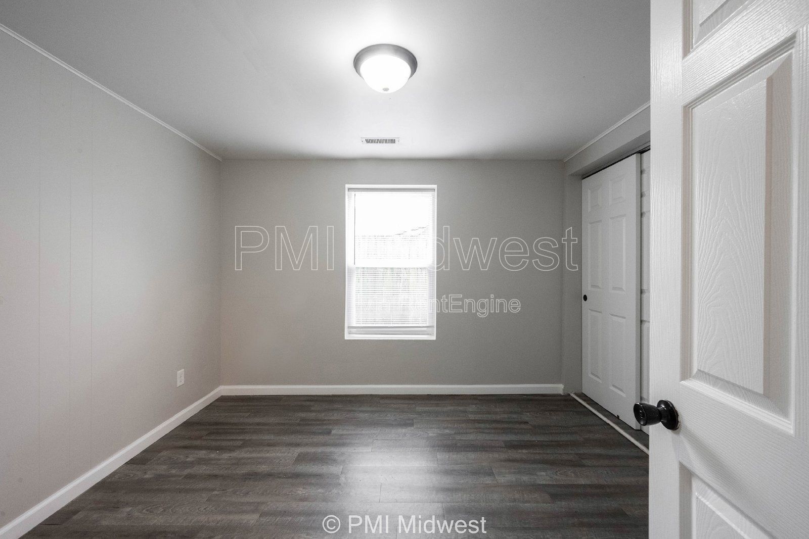 955 N Traub Ave property image