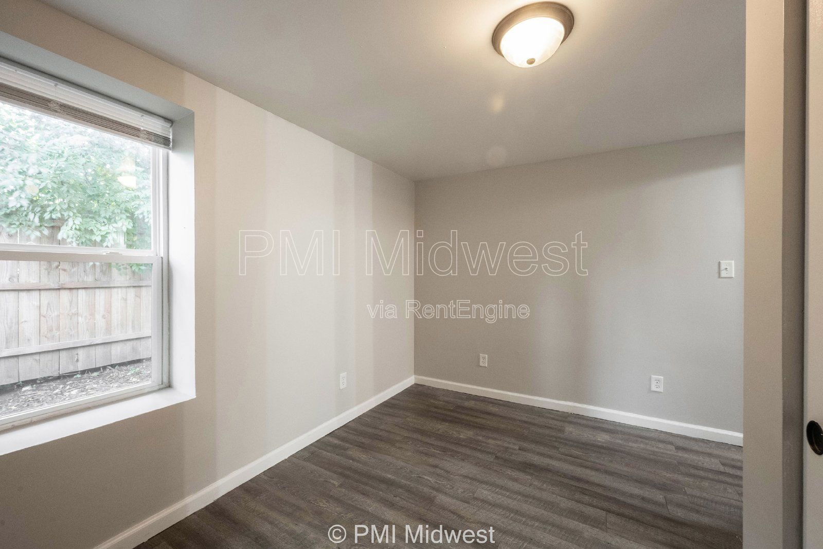 955 N Traub Ave property image