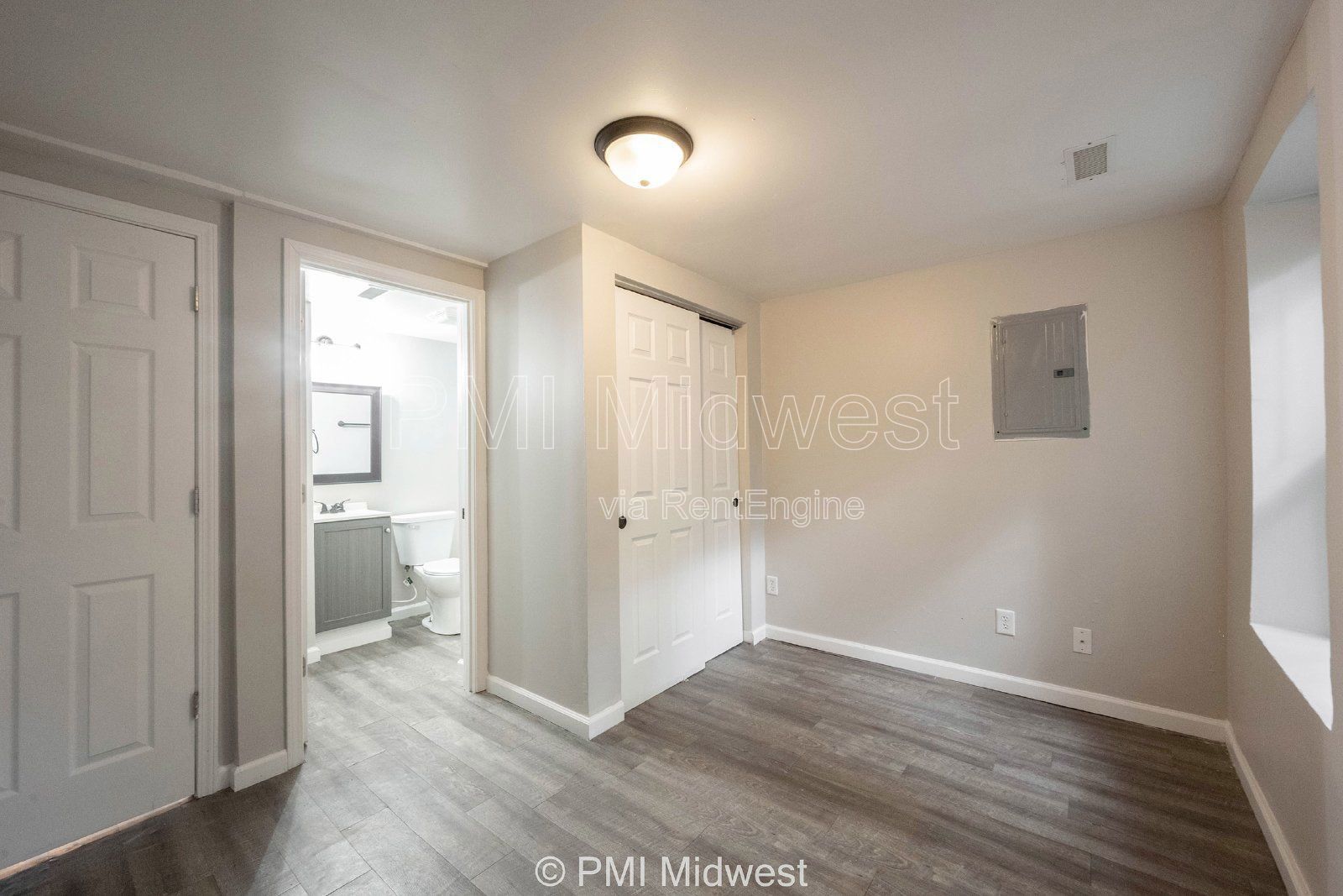 955 N Traub Ave property image