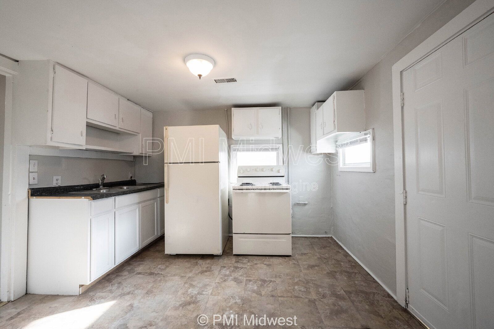 Comfortable Living with City Access – 2905 Tindal St property image